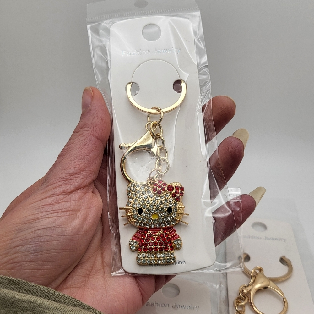 HELLO KITTY Bling Keychain NEW - Picture 4 of 5